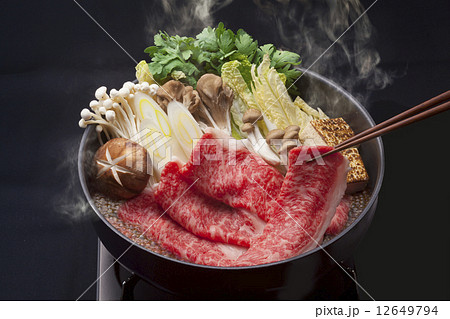 すき焼き 12649794