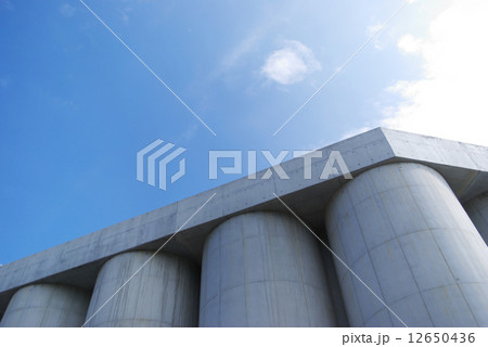 産業廃棄物最終処分場の擁壁 12650436