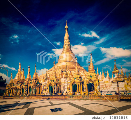 Shwedagon pagoda Shwedagon pagoda 12651618