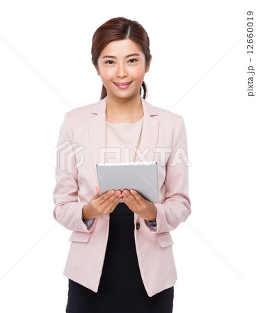Asian businesswoman use tablet Asian businesswoman use tablet 12660019