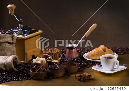 Coffee on gold 12665439