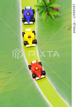 カー レース 12666467