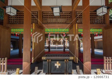 東京都港区赤坂の乃木神社 東京都港区赤坂の乃木神社 12666731