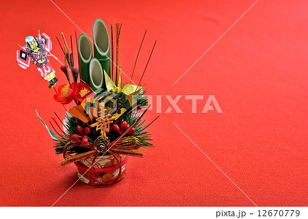 お正月イメージ　門松 12670779