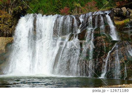 龍門の滝 12671180