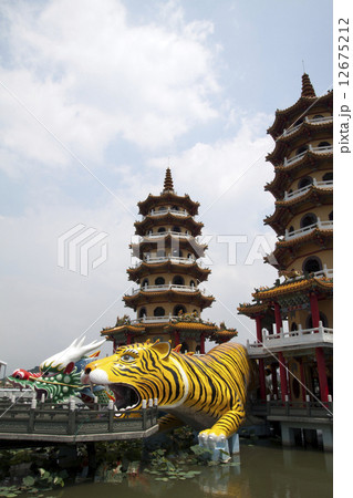 龍虎塔　春秋閣 12675212