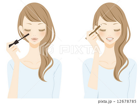 メイクをする女性 笑顔 メイクをする女性 笑顔 12678785