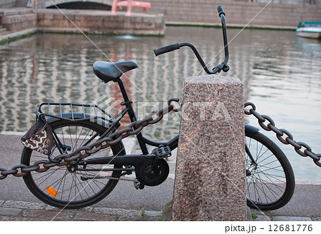 old-fashioned bicycle 12681776