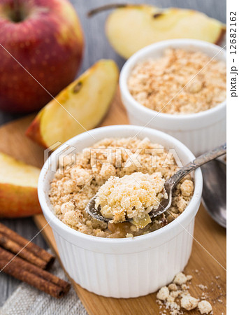 Apple crumble dessert Apple crumble dessert 12682162