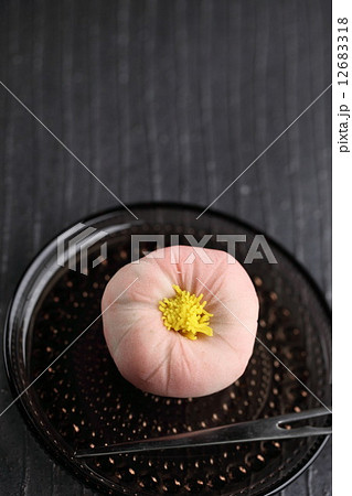 和菓子（練りきり) 　　　 12683318