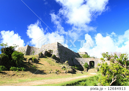 8月沖縄 中城城・三の郭と北の郭城壁 12684913