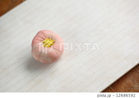 和菓子（練りきり) 　　　 12686592