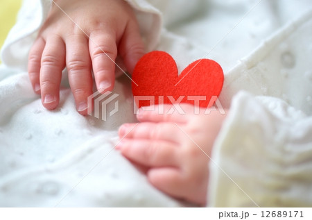 子供 子供 12689171