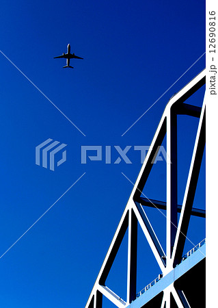 Over the Gate Bridge 12690816