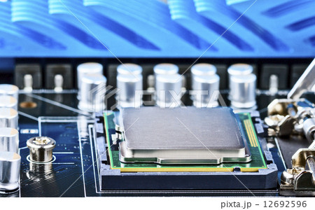 CPU socket 12692596