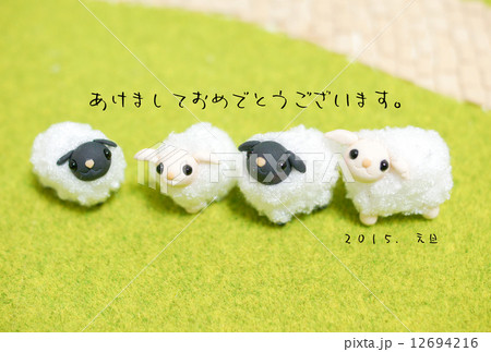 お正月ひつじさん 12694216