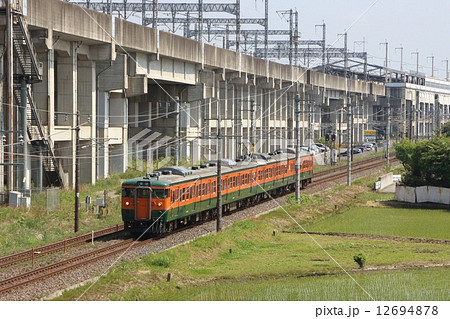 宇都宮線115系（黒磯行／代走：両毛線直通列車）の写真素材 [12694878] - PIXTA