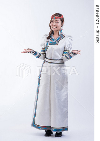 民族衣装の内モンゴル女性の写真素材