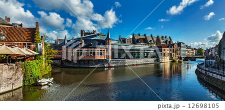 Ghent canal. Ghent, Belgium 12698105