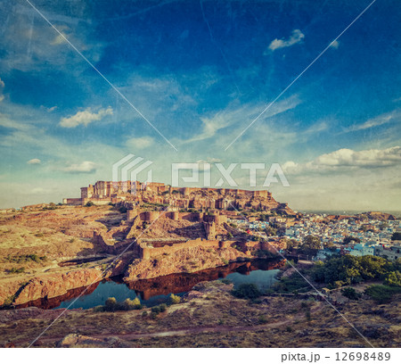 Mehrangarh Fort, Jodhpur, Rajasthan, India 12698489