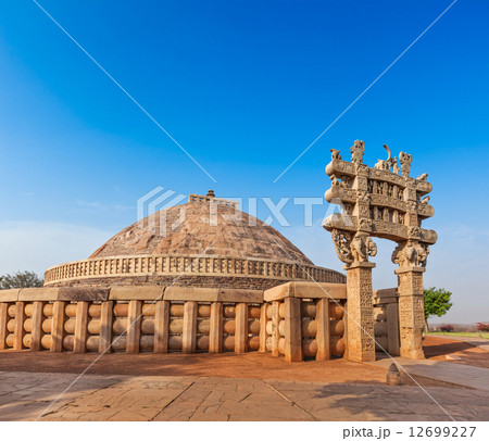 Great Stupa. Sanchi, Madhya Pradesh, India 12699227