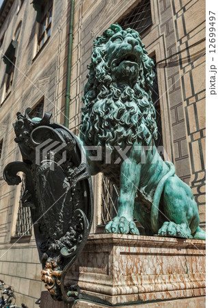 Bavarian lion statue at Munich Residenz palace 12699497