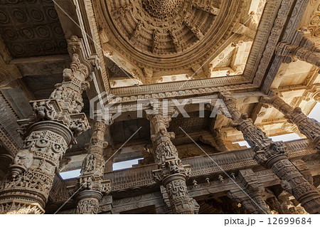 Ceiling in Ranakpur temple, Rajasthan Ceiling in Ranakpur temple, Rajasthan 12699684