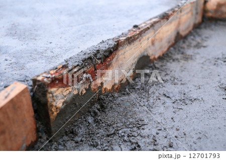 floor wet mixed concrete at construction site floor wet mixed concrete at construction site 12701793