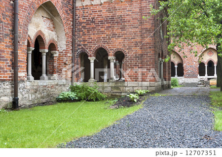 Old cathedral court yard Old cathedral court yard 12707351