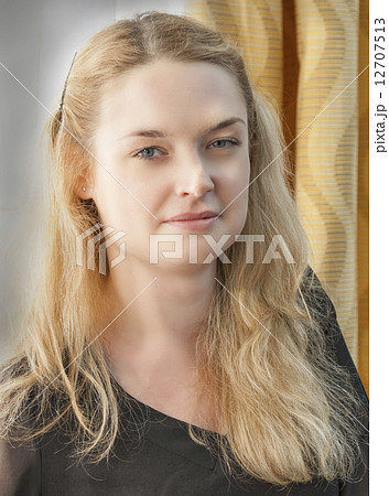 young attractive long blond hair woman portrait 12707513