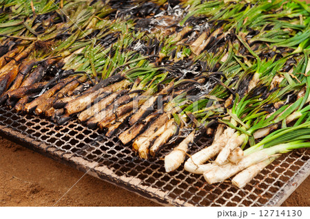 Calsot cooked on open fire 12714130