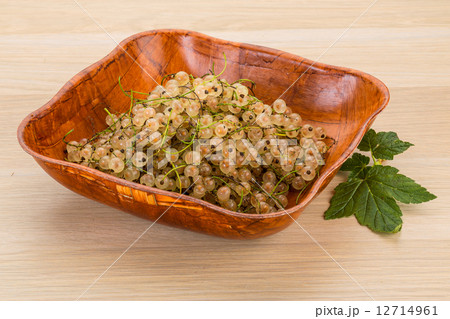 White currant 12714961