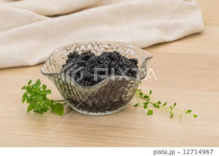 Black caviar Black caviar 12714967