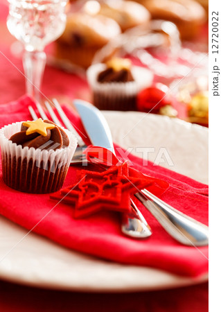 Christmas Table Setting Christmas Table Setting 12720022