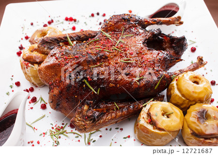 Christmas roast goose Christmas roast goose 12721687
