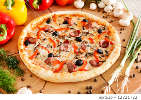 Supreme Pizza 12721722