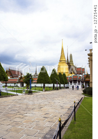 タイの王宮寺院 タイの王宮寺院 12725441