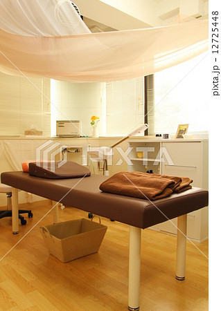 整体院、整骨院、店内(内観)チラシ、パンフレット等に 整体院、整骨院、店内(内観)チラシ、パンフレット等に 12725448