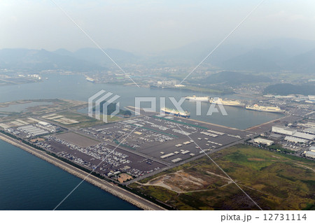 新門司港を空撮 12731114