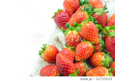 red fruits 12735225
