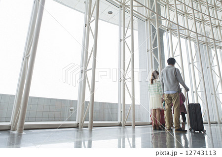 家族旅行 12743113