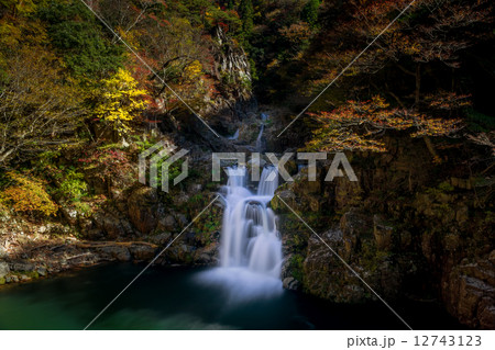 三段滝 （広島県三段峡） 12743123
