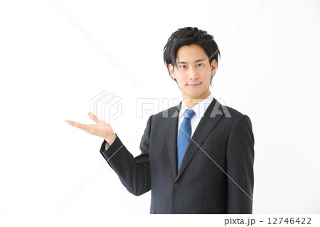 男性ビジネスマン 12746422