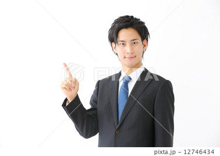 男性ビジネスマン 12746434