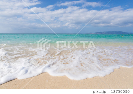 沖縄のビーチ ミッションビーチの写真素材