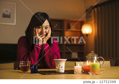 夜のライフスタイル 夜のライフスタイル 12752399