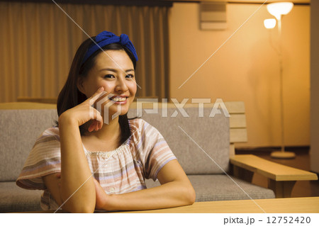 夜のライフスタイル 夜のライフスタイル 12752420
