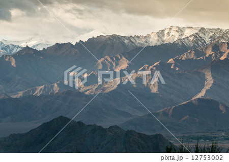 Snow Mountain Range, Leh India 12753002