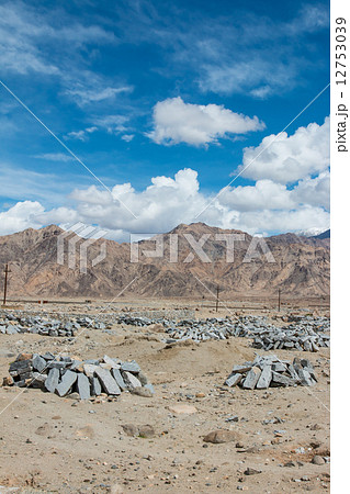 Mountain range, Leh, Ladakh, India Mountain range, Leh, Ladakh, India 12753039