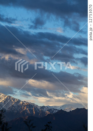 Snow Mountain Range, Leh India Snow Mountain Range, Leh India 12753070